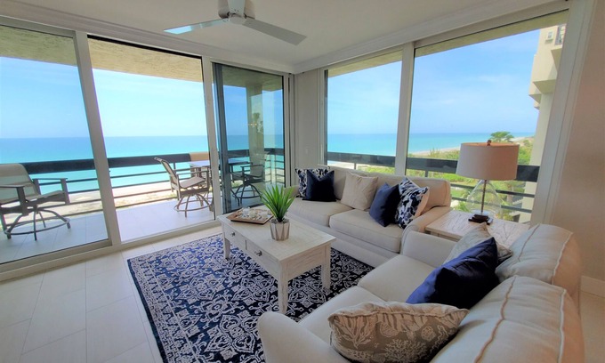 Longboat Key Condominio | Premium 2 Bedroom Beachfront Corner Condo by FVC