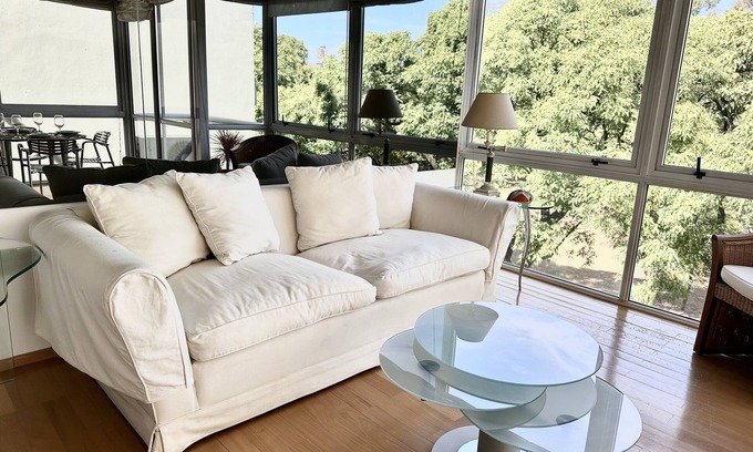 Belgrano Apartamento | Departamento premium con increible vista a los bosques.