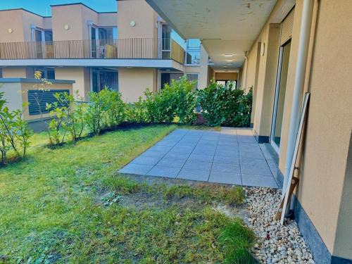 Wiener Neudorf Apartamento | Premium Apartment mit Garten nähe SCS