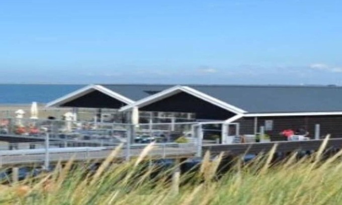 Colijnsplaat Apartamento | Premium apartment with private wellness