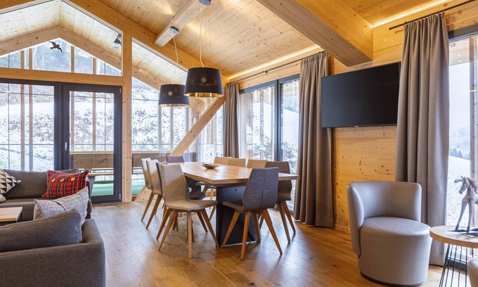 Haus im Ennstal Chalet De Esquí | Premium Chalet with 5 bedrooms and sauna & pool