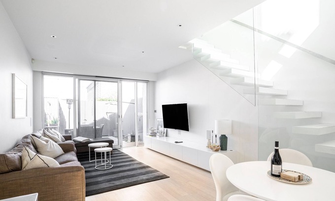 South Melbourne Casa | Premium double story terrace house ~ 5★ Location