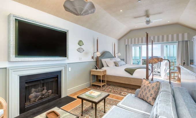 Duck Apartamento | Premium King | Beach Access + Award-Winning Spa