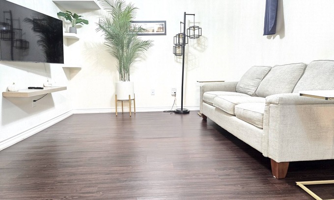 Innisfil Apartamento | PREMIUM LIVING PLACE / 2 BEDROOMS SUIT