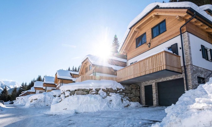 Donnersbachwald Chalet De Esquí | Premium lodge with large wellness area