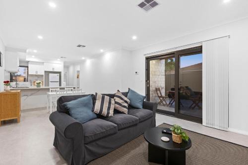 St James Casa | Premium Modern Homestay-Walk to Curtin University