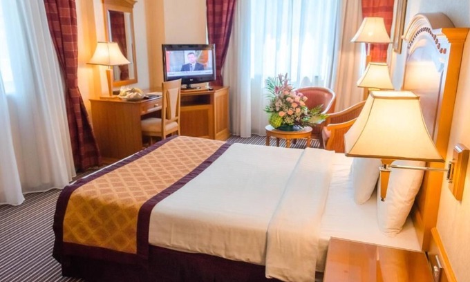 Al Muraqqabat Casa | Premium Room Near Al Rigga Metro AB