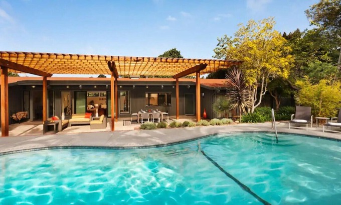 Downtown Monterey Casa | Presidential Villa Near 17-Mile Drive! Private Pool & Kitchen! Pets Allowed!
