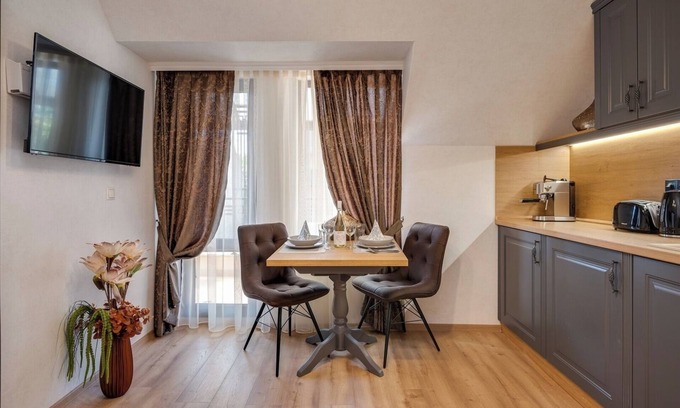 Varna City Centre Apartamento | Prestige Central Atelier 8