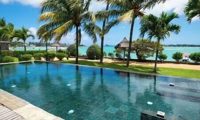 Pointe aux Canonniers Casa | Prestigious villa beach front 3