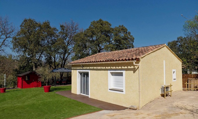 Le Luc Cabina | Bonito pabellón en Luc-En-Provence