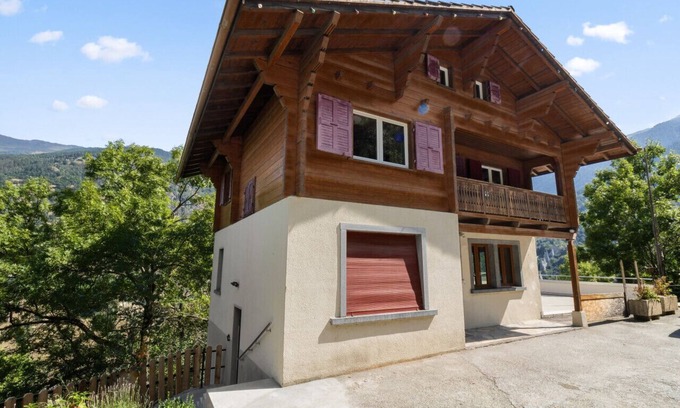 Granges Apartamento | Pretty chalet-style studio