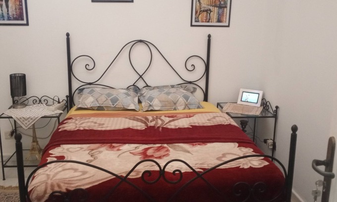 El Hafsia Apartamento | Pretty furnished studio with terrace