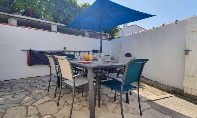 La Couarde-sur-Mer Casa | Pretty house with courtyard in the village center