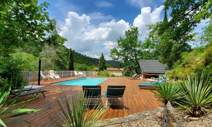 Roquetaillade Casa | Bonita casa con todas las comodidades, gran piscina climatizada, 6 acres de hermosos jardines, vistas
