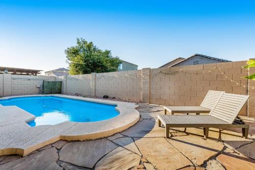Suncliff Casa | Pretty Peoria Place