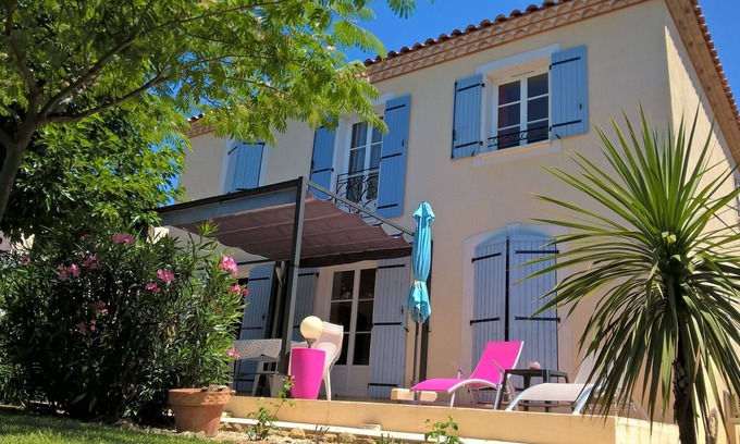 Mireval Casa | Pretty Provençal Bastide near the sea.