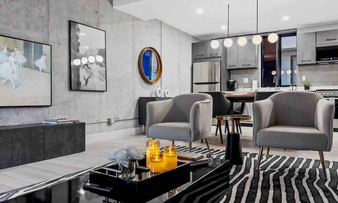 Flagler Village Apartamento | Pretty Rola 204 Upscale Spacious 1B1B Apt w King Bed at Downtown Ft Lauderdale