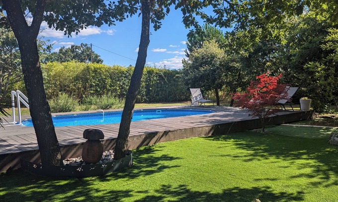 Joyeuse Casa | Bonita villa con piscina privada.
