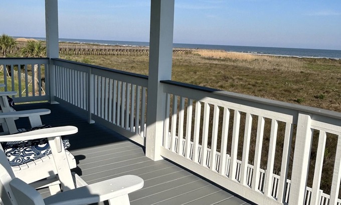 Red Fish Cove Casa | Prices REDUCED on Beautiful beachfront home directly on the Gulf of Mexico