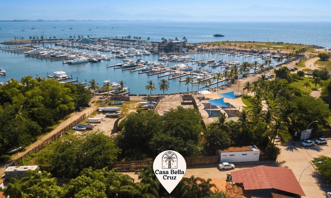 La Cruz de Huanacaxtle Apartamento | Primary Suite@CasaBellaCruz close to Marina w/pool