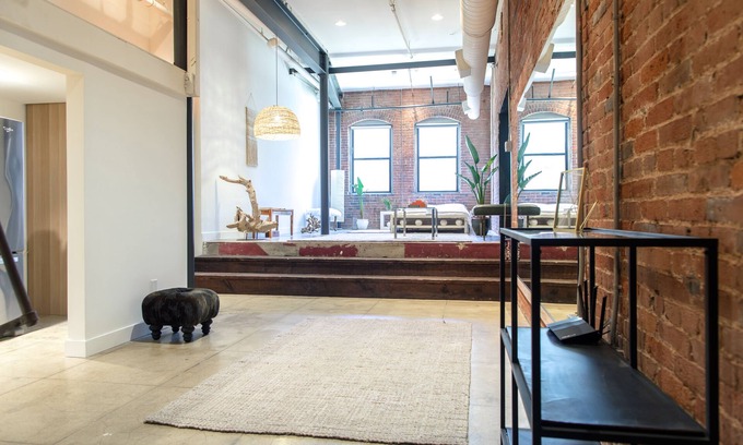 Downtown Los Angeles Apartamento | Prime area of Beautiful Arts District with the top Restaurants around