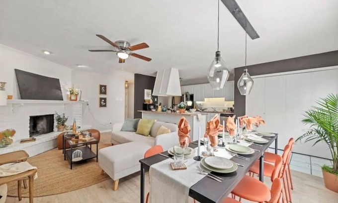 North Richland Hills Casa | PRIME LOCATION ALERT! 3 Bed 2Ba Luxury Home
