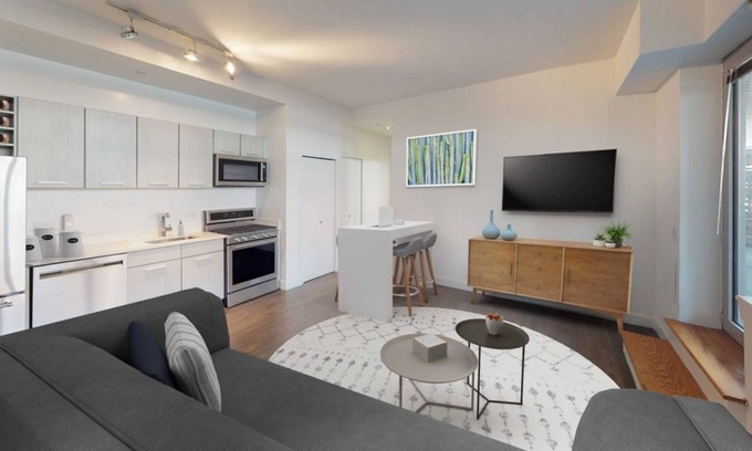 Manhattan Valley Otro | Prime Location and Comfort: Columbus Square 2BR Condo w City Skyline View