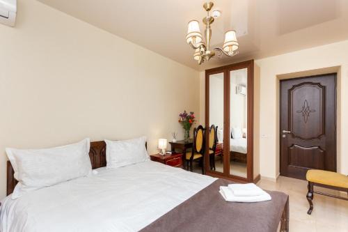Avlabari Apartamento | Prime location Apartment with Three Bedroom