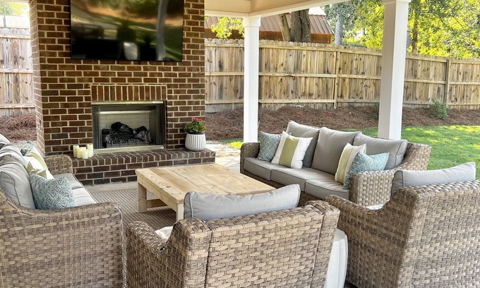 Augusta Casa | Prime Location Masters Rental - Only 2.2 miles from course in Augusta, GA!