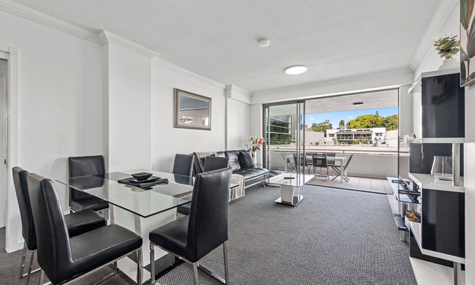 Bowen Hills Apartamento | Prime Position! 3bed/2bath/1car ~ 10mins to CBD