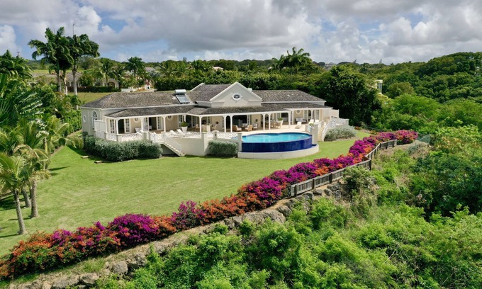 Weston Villa | Prime Ridge Front Villa con vistas a la prestigiosa costa oeste de Barbados