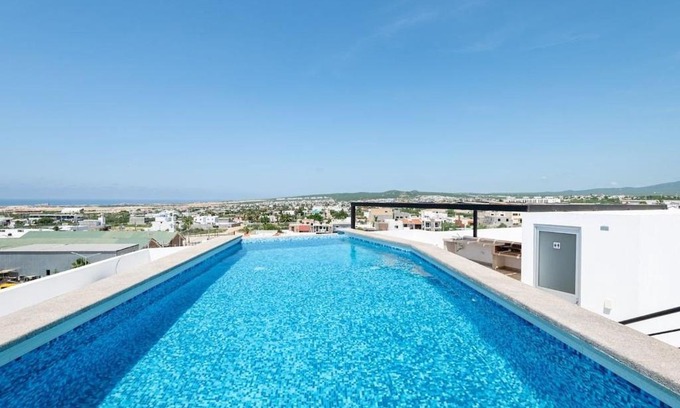 Los Cabos Apartamento | Primer Piso condo , 3 Recamaras+2.5 baños +alberca