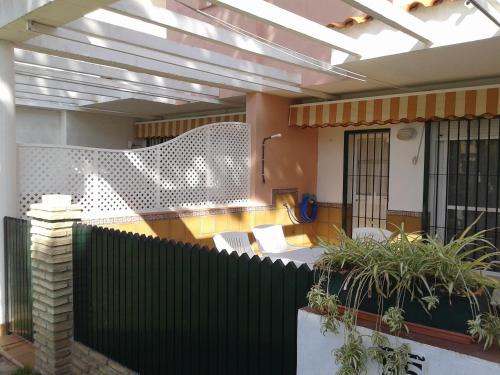 Poblado de Sancti Petri Apartamento | Primera línea de playa casita adosada