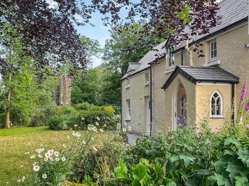 Haverfordwest Casa | Priory Stile