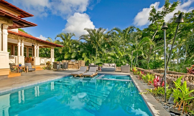 Poipu Casa | Prístina casa con vista al mar y a la montaña en Kukuiula