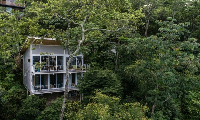 Playa Santa Teresa Villa | Pristine Villa- breathtaking sunsets & ocean view