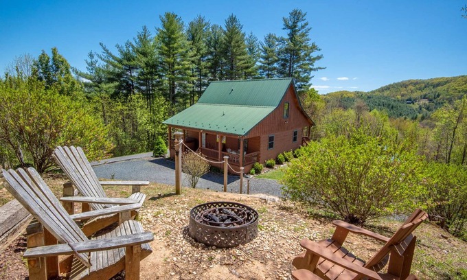 West Jefferson Cabina | Recién listado - Cabaña cerca de New River, Blue Ridge Parkway y West Jefferson