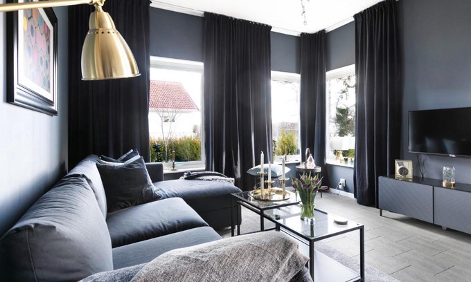 Trangsund Apartamento | Privat lägenhet i villa 15 min från city.