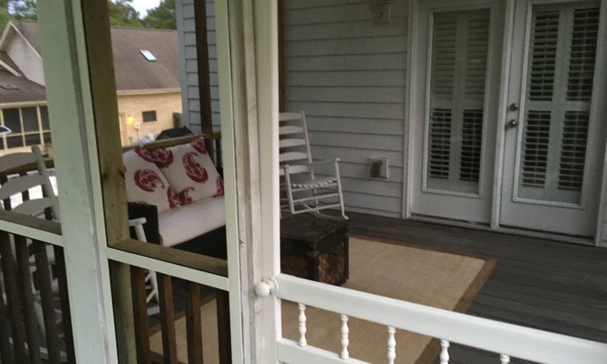 Wilmington Apartamento | Privado 1 cama / 1 baño cerca de Wrightsville / Carolina Beach, Se aceptan mascotas