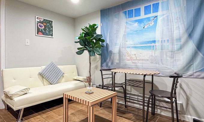 Spruce Hill Apartamento | Private 1BR Garden-Level Suite near Upenn