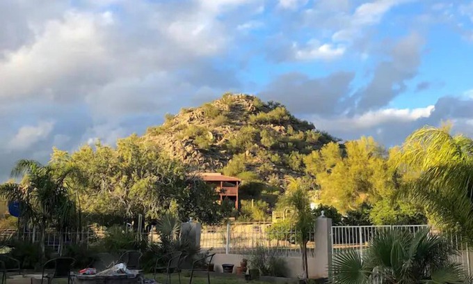 Mountain Bridge Casa | Tropical Mountain Valley Casita