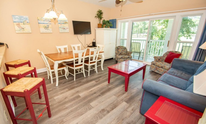 Carolina Forest Condominio | Private 2BR Condo w/ Stellar Golf Course Views at World Tour Golf Course