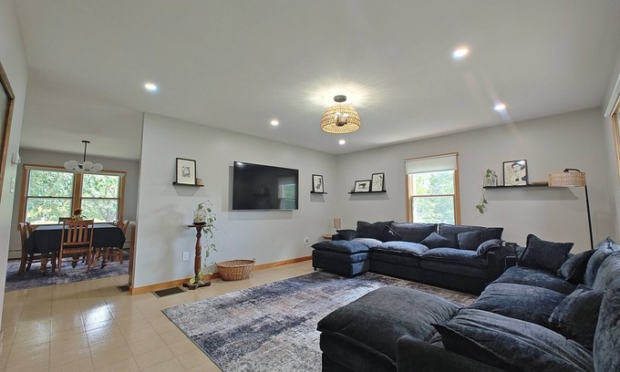 Shippensburg Casa | Private 3-bedroom, 2-bath House with Large Yard in Shippensburg