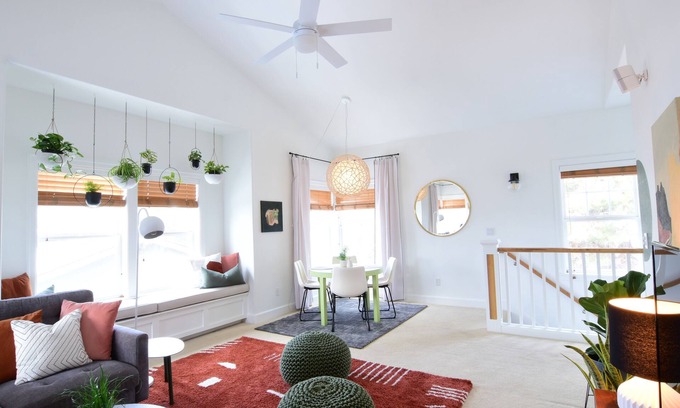 Westbrook Meadows Apartamento | Private 800 sq. ft. Suite in Nature Right by the Road to Mt. Bachelor Ski Resort