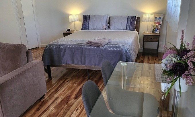 Broken Hill Apartamento | Acceso privado, puerta remota. Netflix, Foxtel, Wi-Fi, A / C,