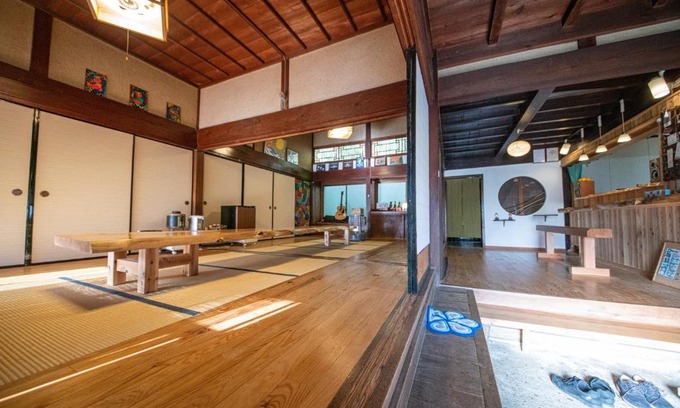 Okinoshima Casa | private accommodation隠岐貸切古民家宿くすぶるハウス