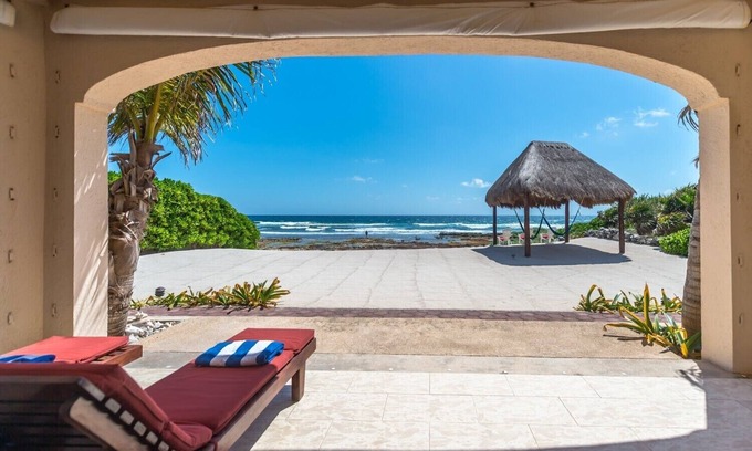 Tulsayab Villa | Hermosa casa de 4 dormitorios frente al mar con piscina en la playa de Tankah Tres cerca de Tulum.