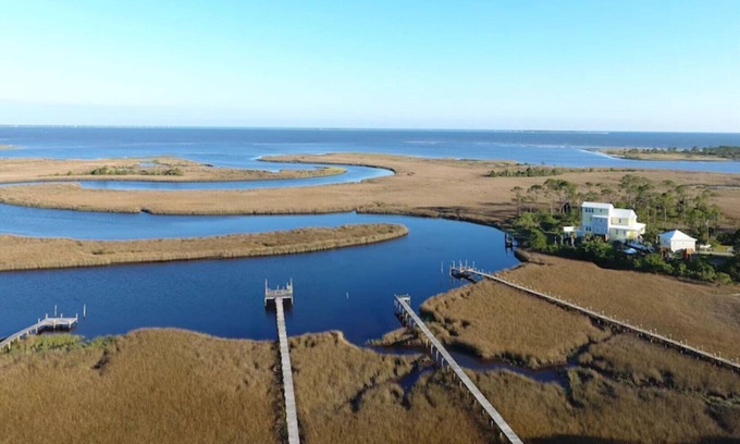 Carrabelle Casa | Private and Peaceful Bayou Retreat Waterfront!