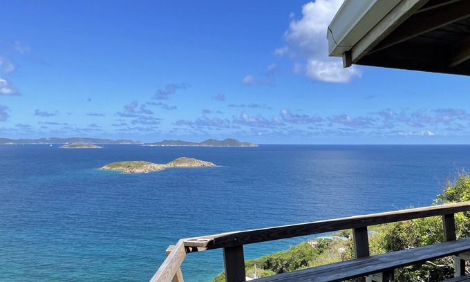Estate Concordia A Cabaña | Private and Quiet with Panoramic Ocean Views – Sugar Bird Cottage